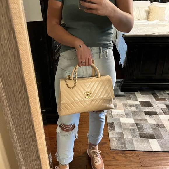 Chanel medium coco handle - Picture 15 of 16